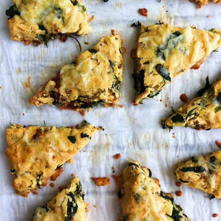 [生酮早餐] 生酮菠菜培根司康 Low Carb Spinach Bacon Scone-淨碳3.2g