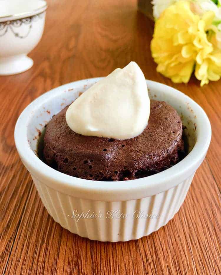 1分鐘免烤生酮巧克力蛋糕