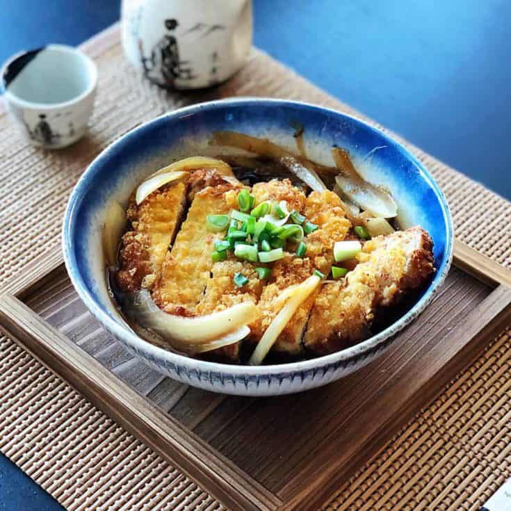 日式炸豬排 -皮肉不分離又啾西的訣竅-適合低醣生酮飲食的酥脆生酮麵衣