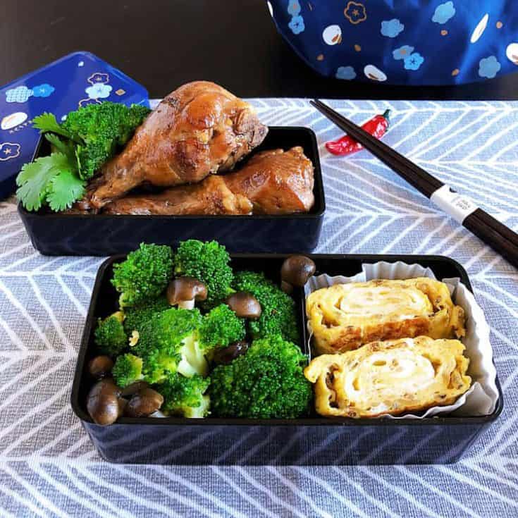 生酮便當食譜特輯(一) : 滷雞腿、吻仔魚玉子燒、炒花椰菜鴻禧菇