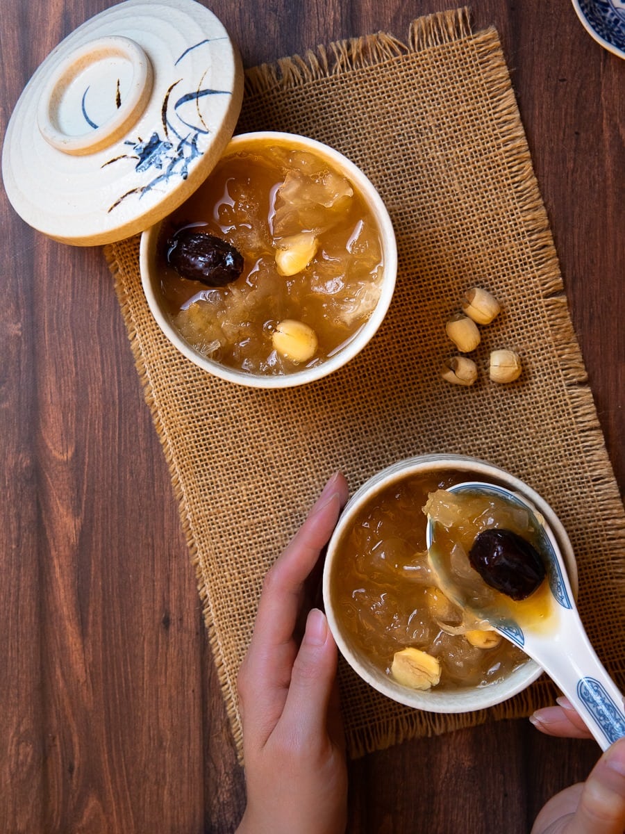 銀耳蓮子湯