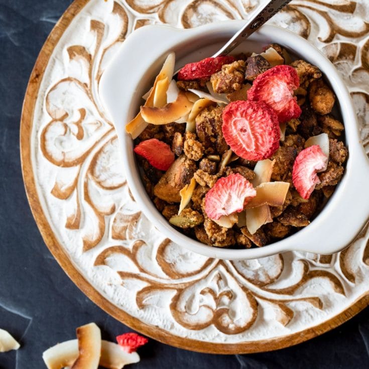 生酮草莓格蘭諾拉麥片 Keto Strawberry Granola 無穀物無糖全素無麩質