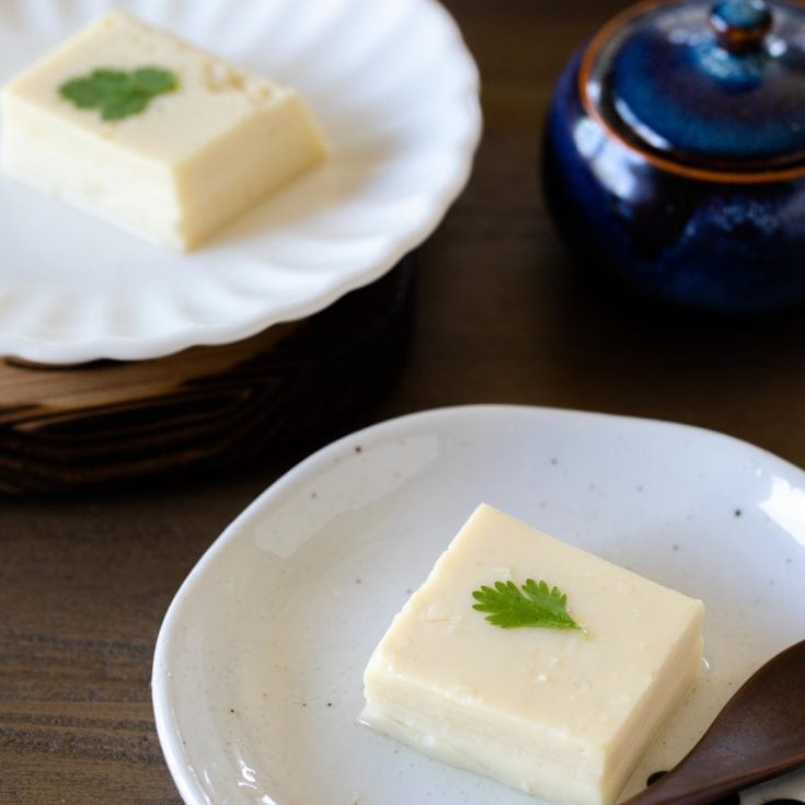 自製雞蛋豆腐 (玉子豆腐) Homemade egg tofu 原來這麼簡單！只要2樣材料